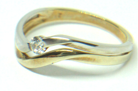 Bicolor Zirkonia Ring in 333 Gold